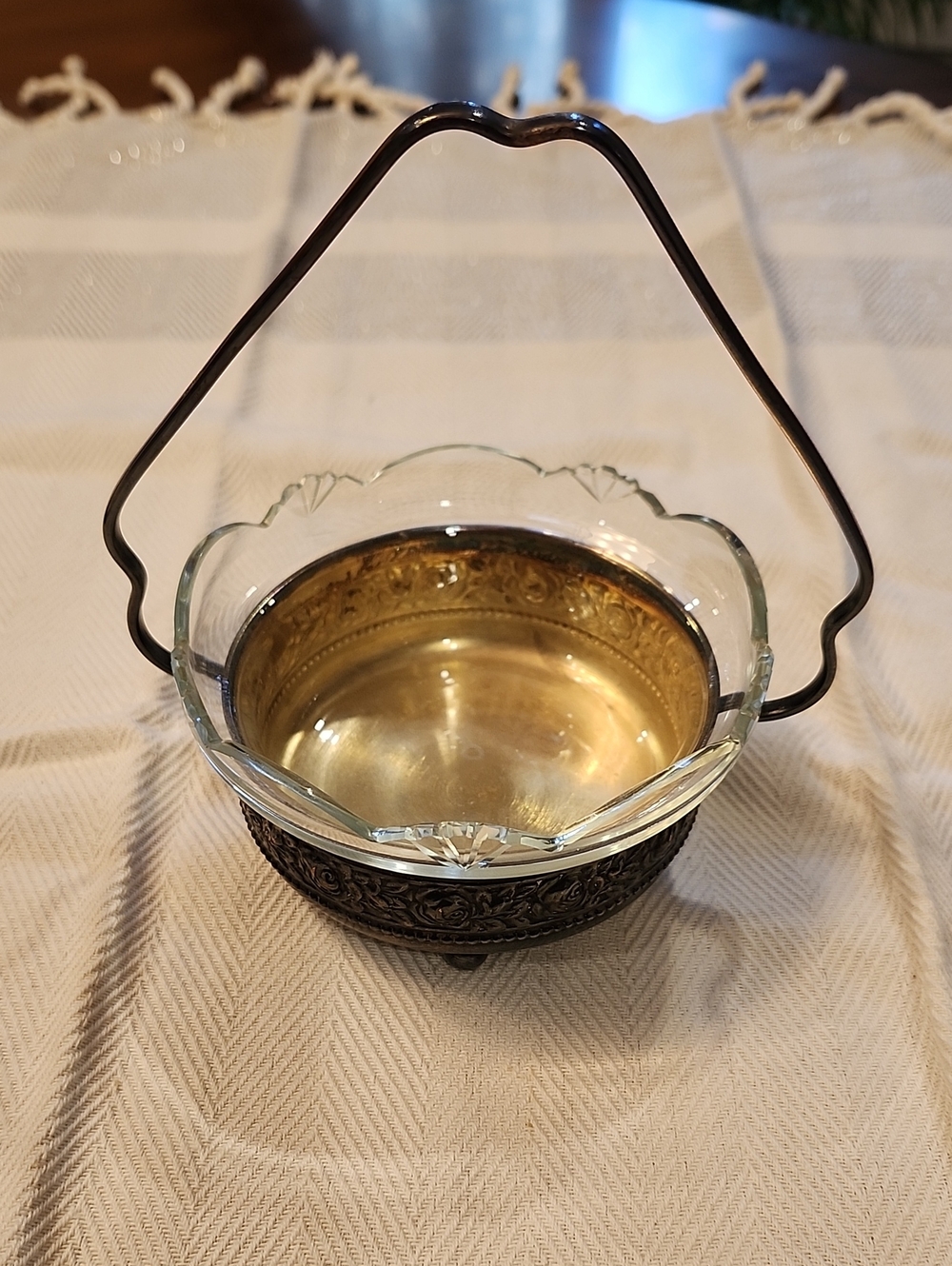 VINRAGE Decorative Glass and Metal Serving Bowl - Gold and Clear